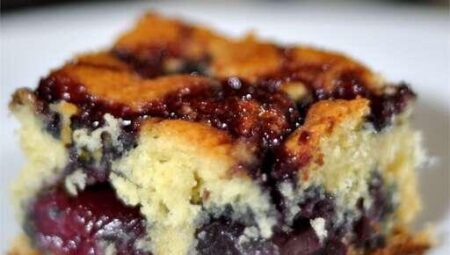 Polish Cherry Cake