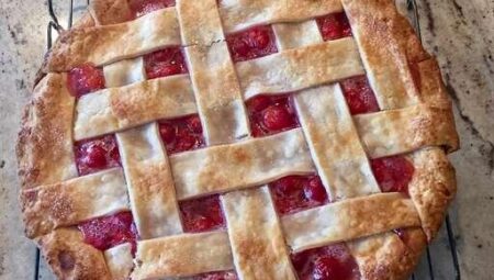 Baked Fresh Cherry Pie