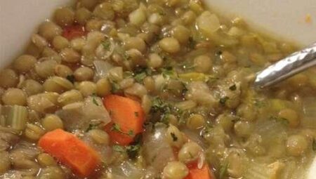 Lebanese Lemon Lentil Soup