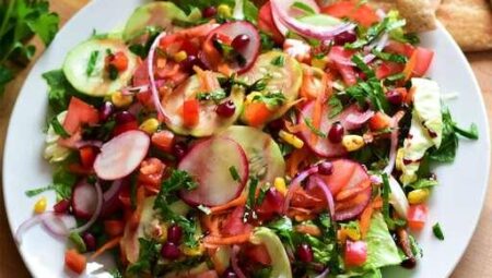 Lebanese Fattoush