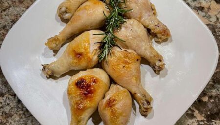 Simple Baked Chicken Legs